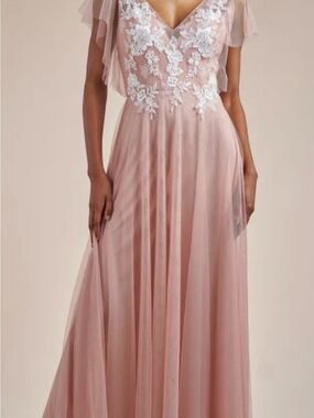 Romantic Blush Pink Maxi Dress with Floral Appliqué